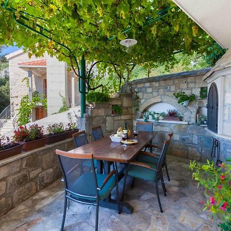 Holiday Home Lavanda Grubisic Tučepi Εξωτερικό φωτογραφία