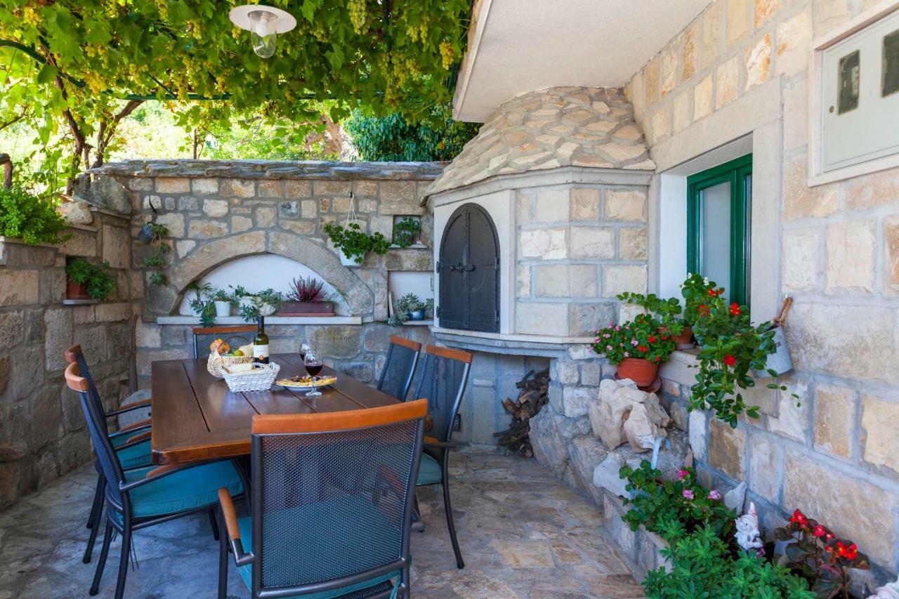 Holiday Home Lavanda Grubisic Tučepi Εξωτερικό φωτογραφία