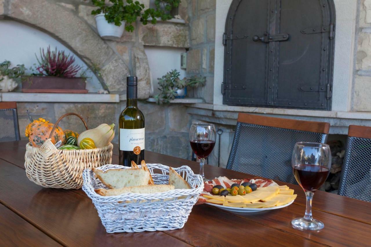 Holiday Home Lavanda Grubisic Tučepi Εξωτερικό φωτογραφία