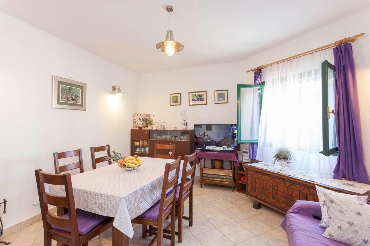 Holiday Home Lavanda Grubisic Tučepi Εξωτερικό φωτογραφία
